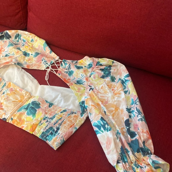 Crop top - Picture 3 of 5